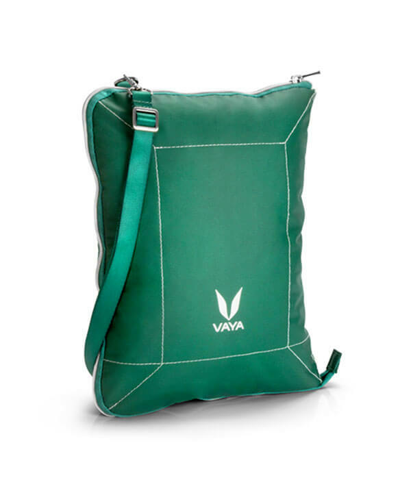 Vaya BagMat Lunch Bag Transforms into a Tablemat!