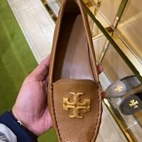 [S] TORY BURCH EVERLY DRIVER TUMBLED LEATHER CALF,ROYAL, 85159-200 (STB320)
