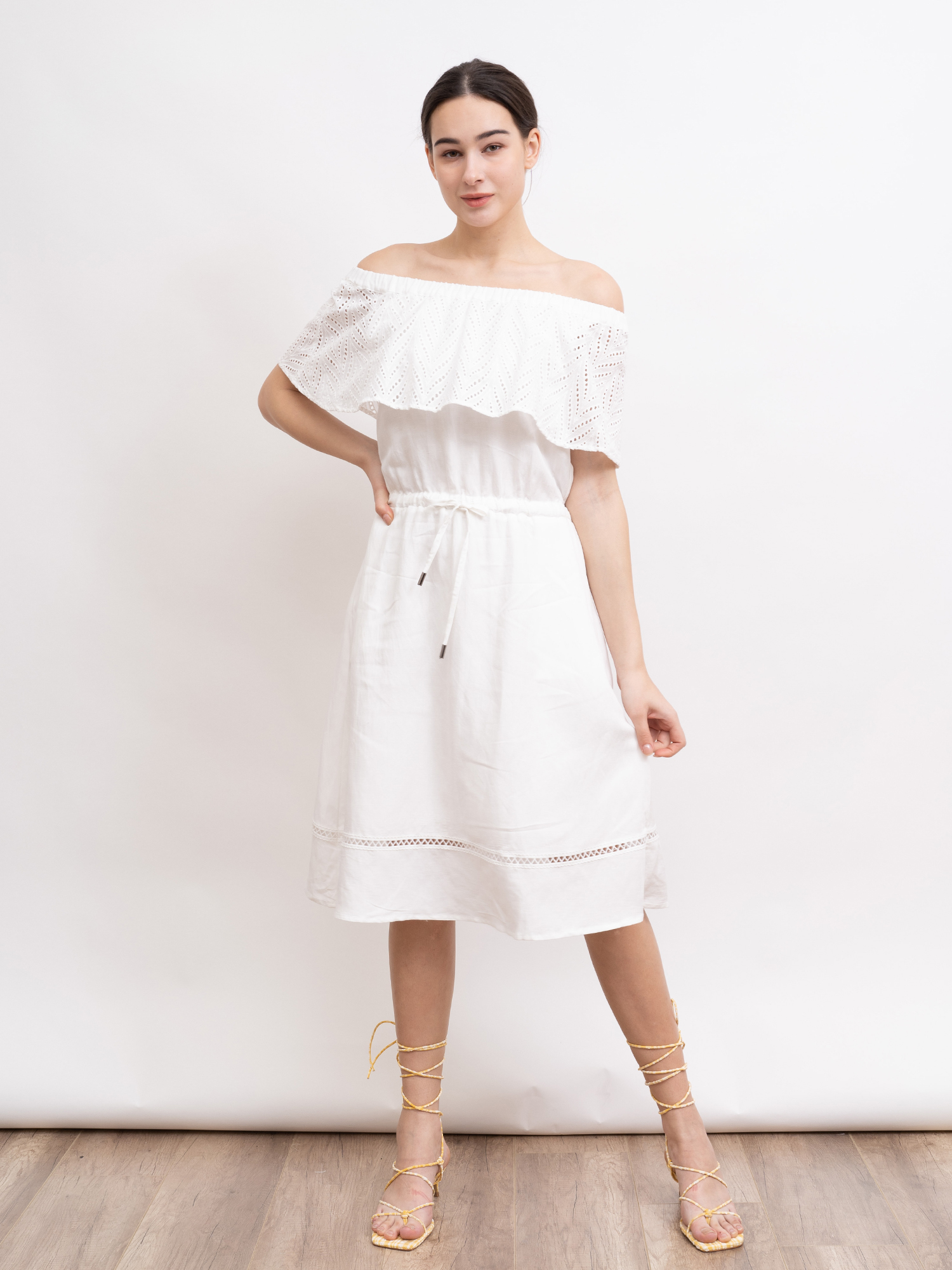 mi-tu 通花露肩連身裙