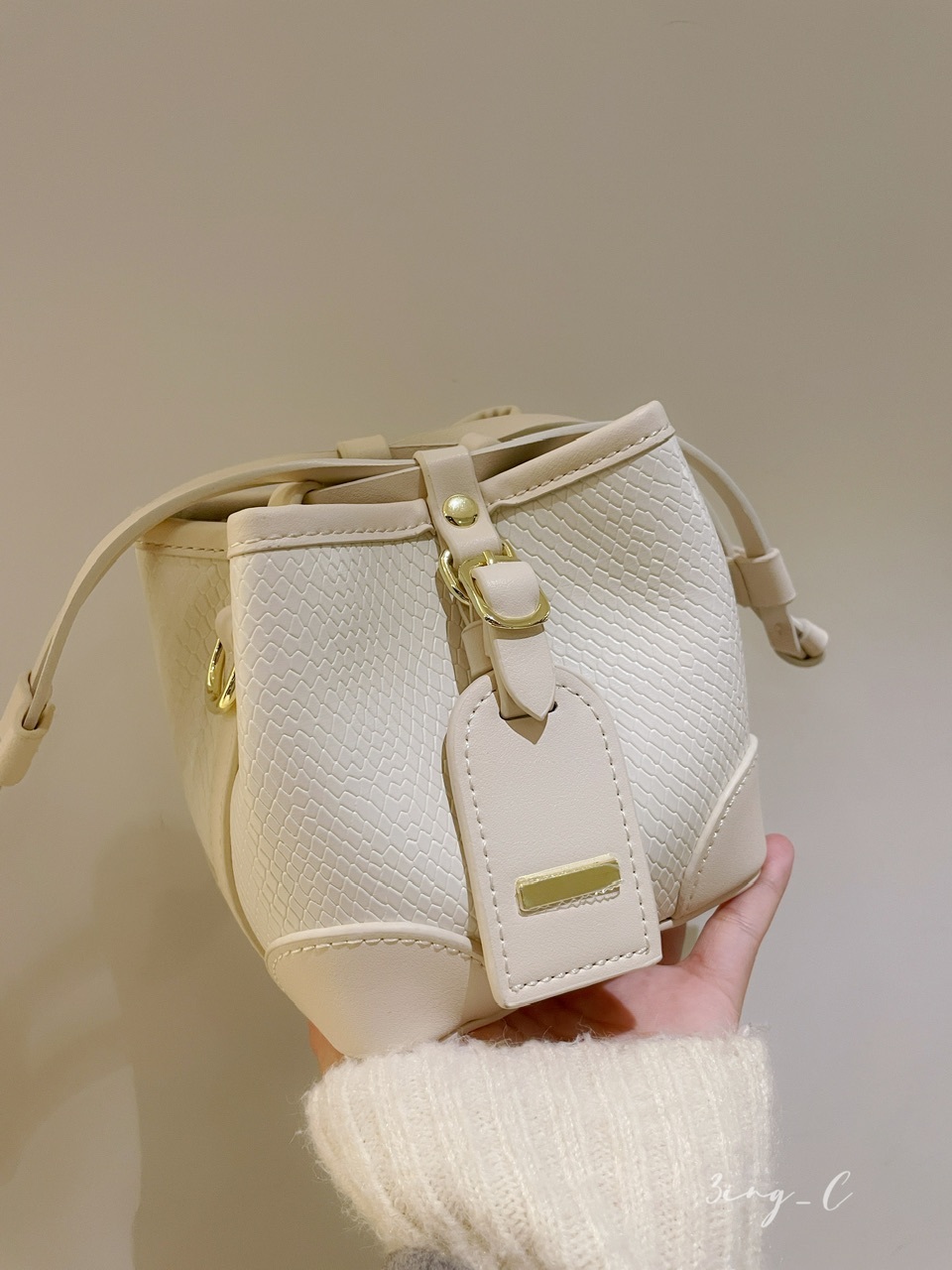 韓國連線-推薦款小清新皮革水桶包