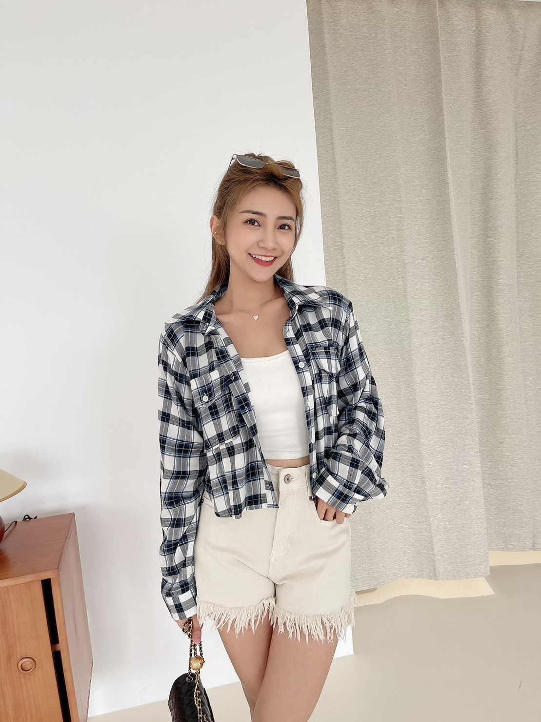 🔥03.22直播新品］💥找了好久命定款］🇰🇷正韓超質感歐美經典格子薄款襯衫（白格/兩色）