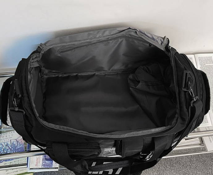 【BGMD019】機能多用型旅行/運動大容量背包