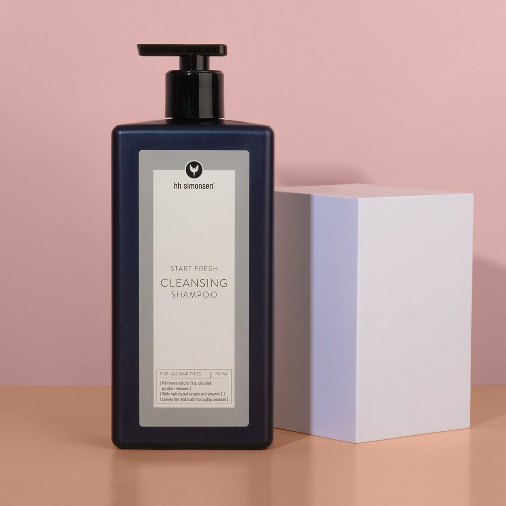 HH Simonsen Cleansing Shampoo (Salon Edition) 700ml