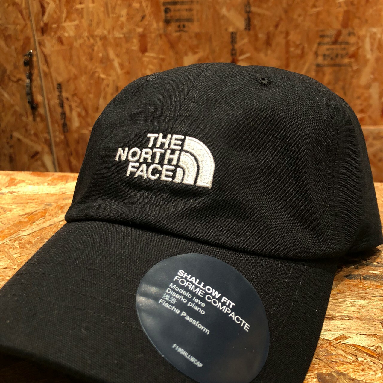 The North Face 北臉 刺繡老帽 棒球帽 男女可戴 黑色 NF0A3SH3JK-OS