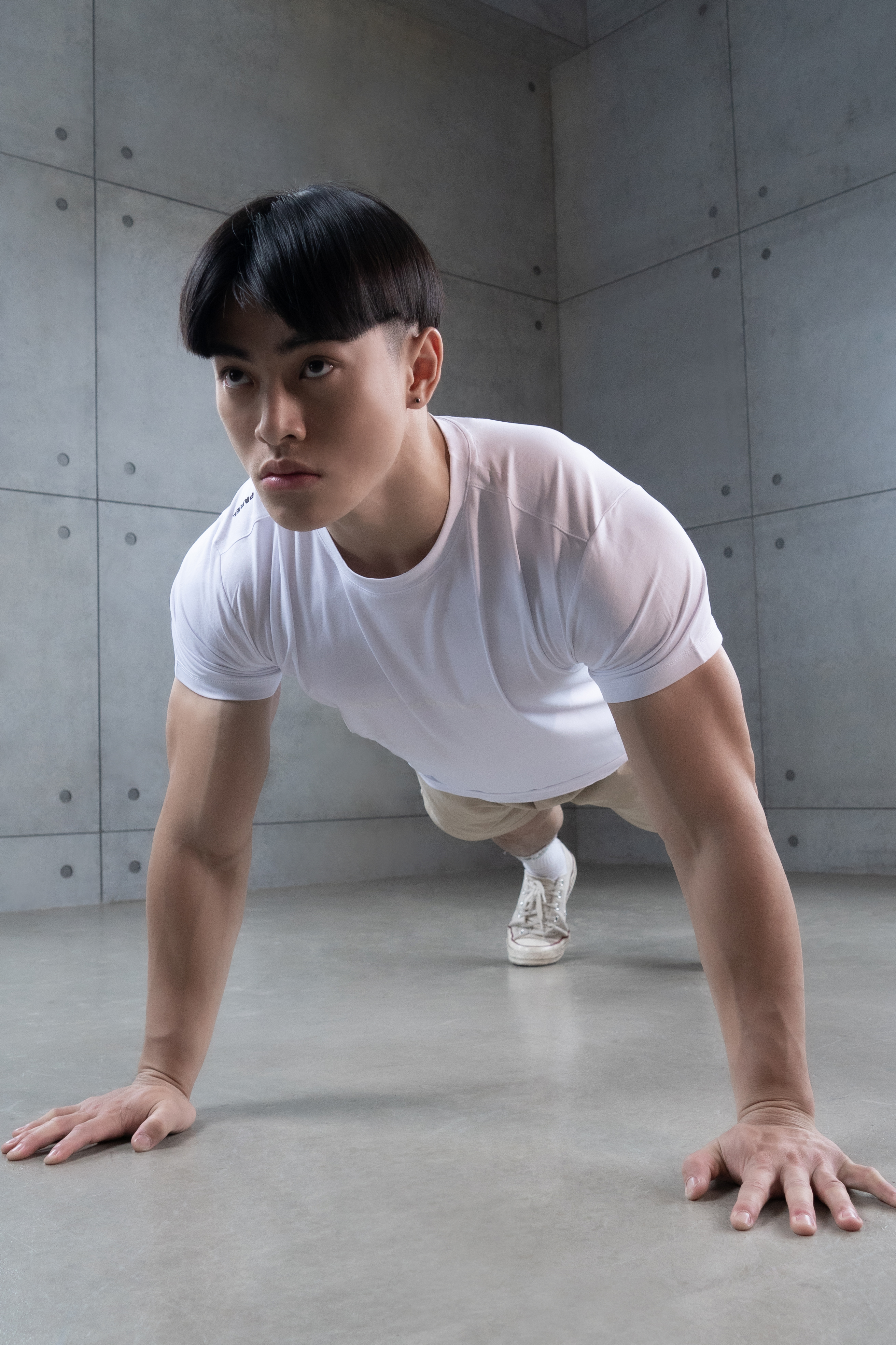 托瑪斯經典素色男短袖（白）