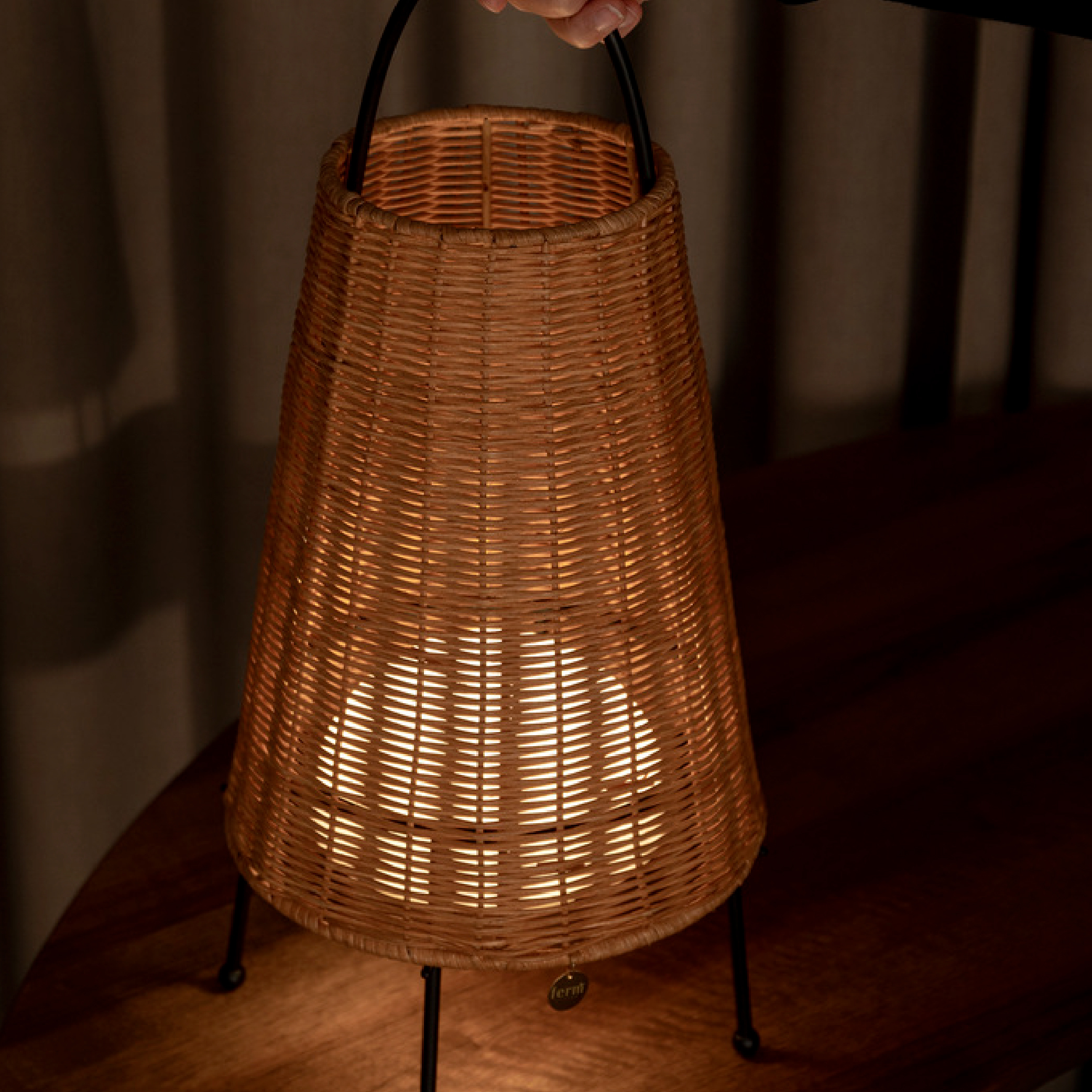 波爾蒂 / 藤編桌燈 by Ferm Living