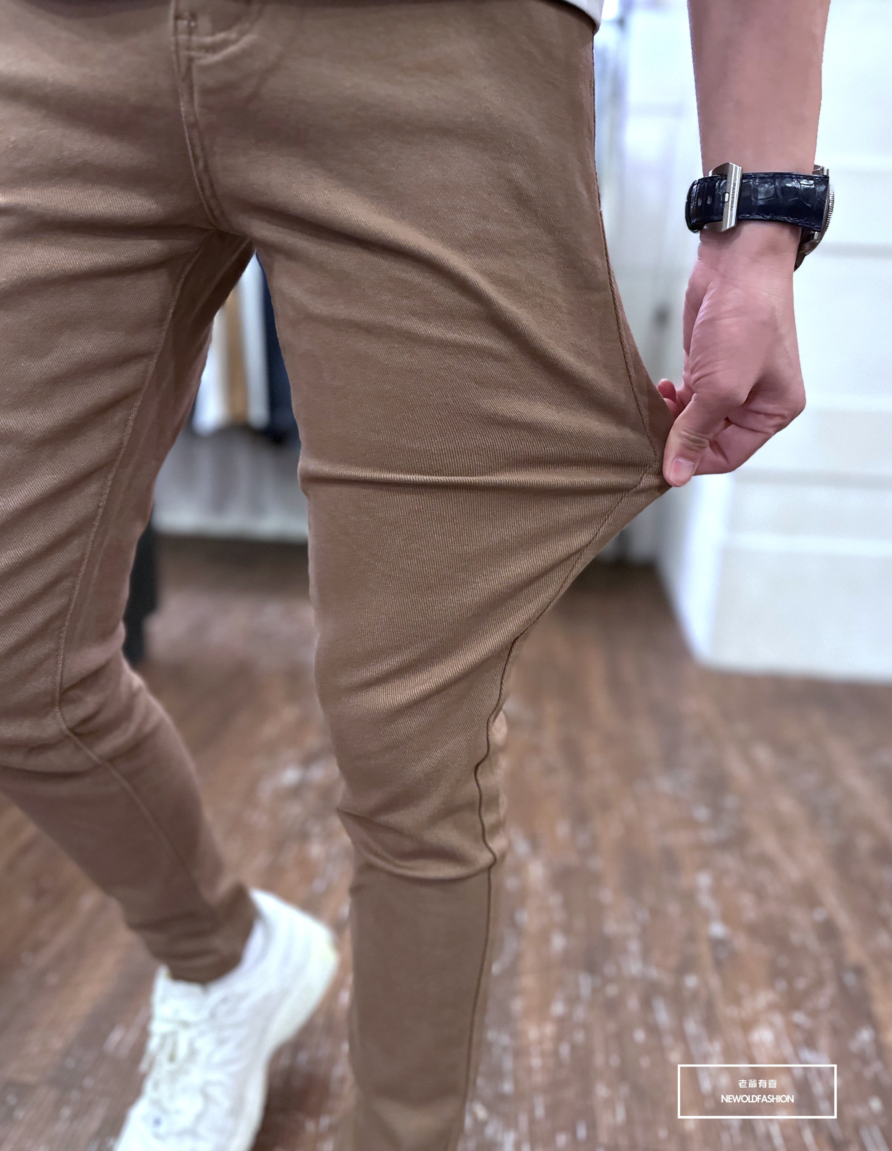 『新品上市』重磅純色全素小直筒牛仔褲(NOF23038601)-咖啡