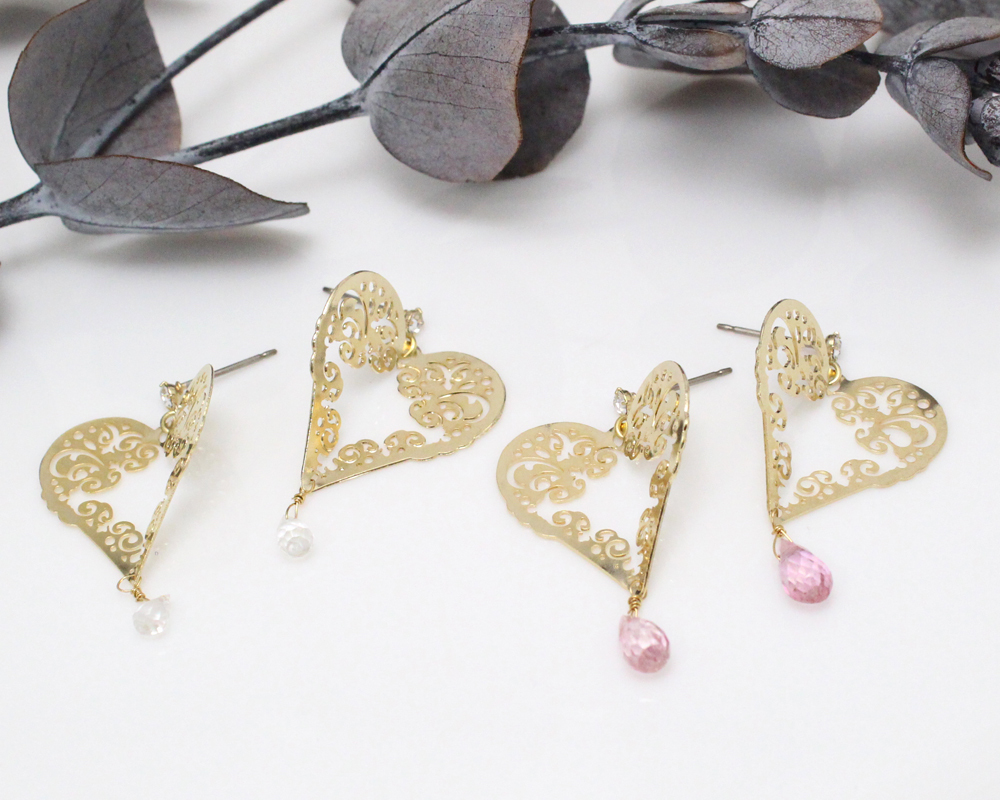 Farbe  通花心形耳環