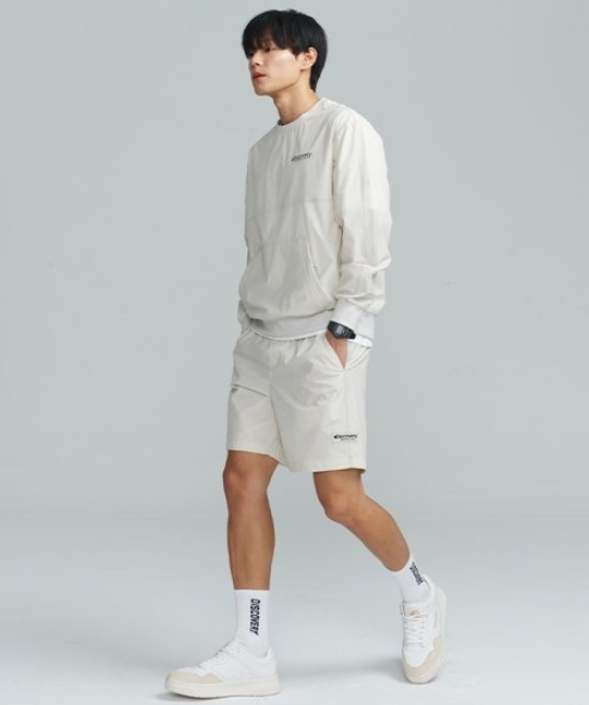 韓國代購 Discovery Expedition 梭織男生訓練短褲 休閒 黑/白 MAR-