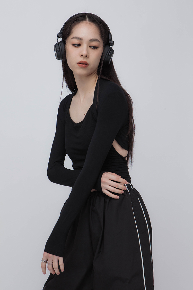 休閒短款長袖罩衫(in stock)