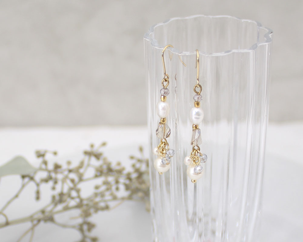 Farbe  透感淡水珍珠長耳環