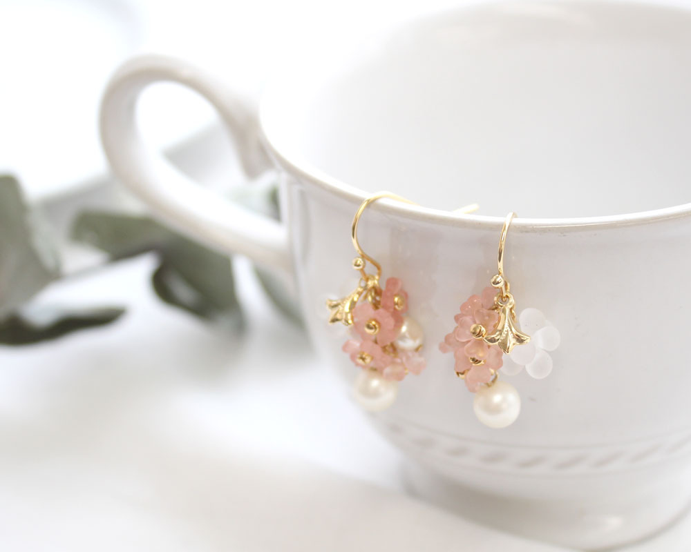 Farbe  啞面小花珍珠耳環