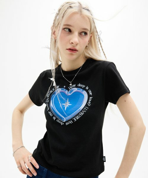 LUVISTRUE - GLOSSY TWINKLE TEE(BLACK)