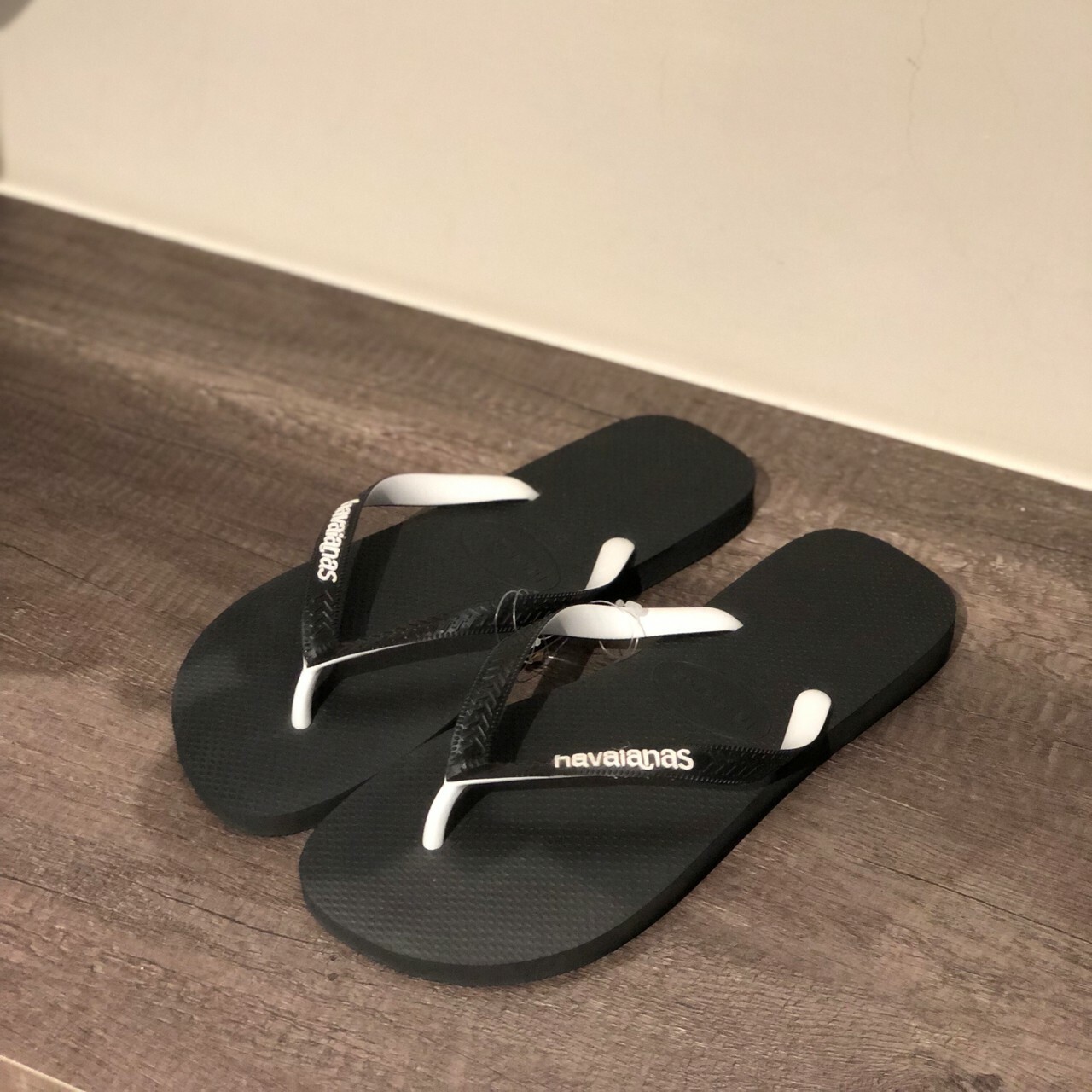 Havaianas哈瓦仕 拖鞋 夾腳拖 人字拖 雙色鞋帶 巴西 男鞋 女鞋 黑 4115549-1069U