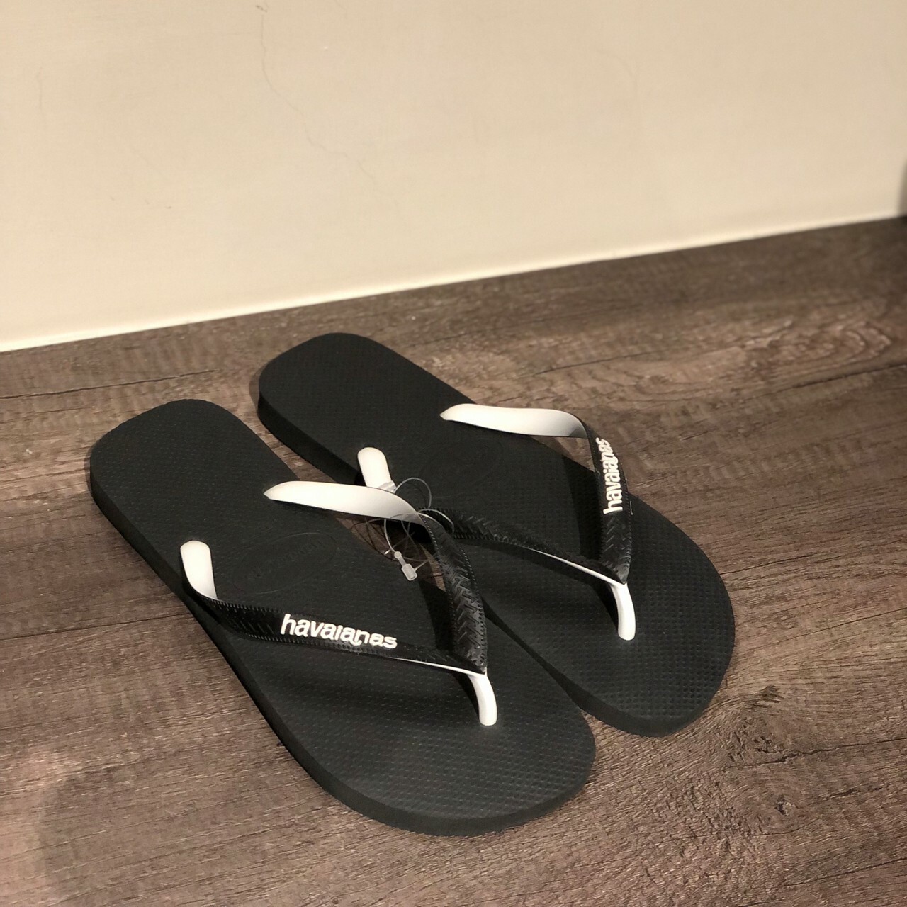 Havaianas哈瓦仕 拖鞋 夾腳拖 人字拖 雙色鞋帶 巴西 男鞋 女鞋 黑 4115549-1069U