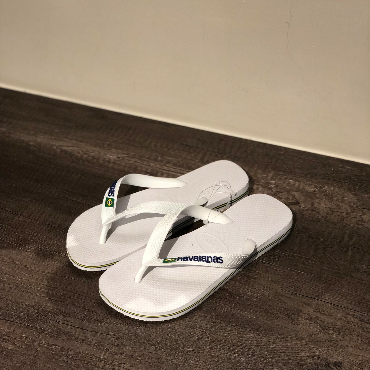 Havaianas 哈瓦仕 巴西國旗 白 拖鞋 男女款 4110850-0001U