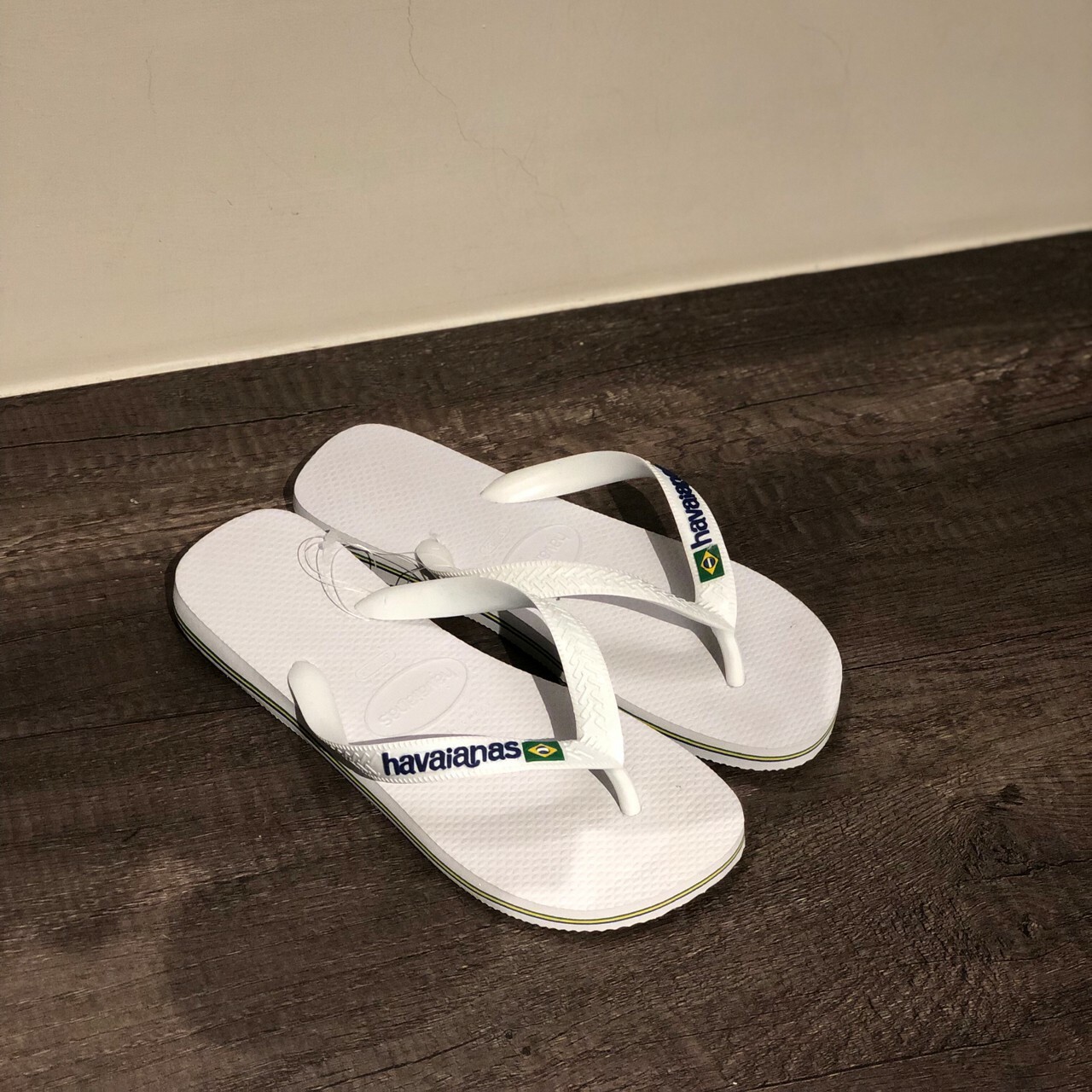 Havaianas 哈瓦仕 巴西國旗 白 拖鞋 男女款 4110850-0001U