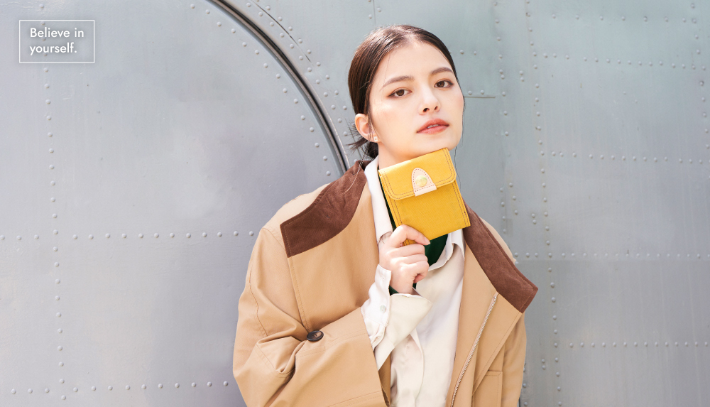 黃色斜背包 零錢包 防盜包 RFID 卡片包 卡套 多功能零錢包 零錢包 卡片零錢包 票卡夾 卡套推薦 卡片夾哪裡買 零錢包推薦 工作卡片夾 包包品牌 包包 背包 旅行包 男包 女包 中性包 Soldier 趣遊隨行斜背短夾 satana SOS2950-510 古金黃 防潑水 真皮 產品介紹 3