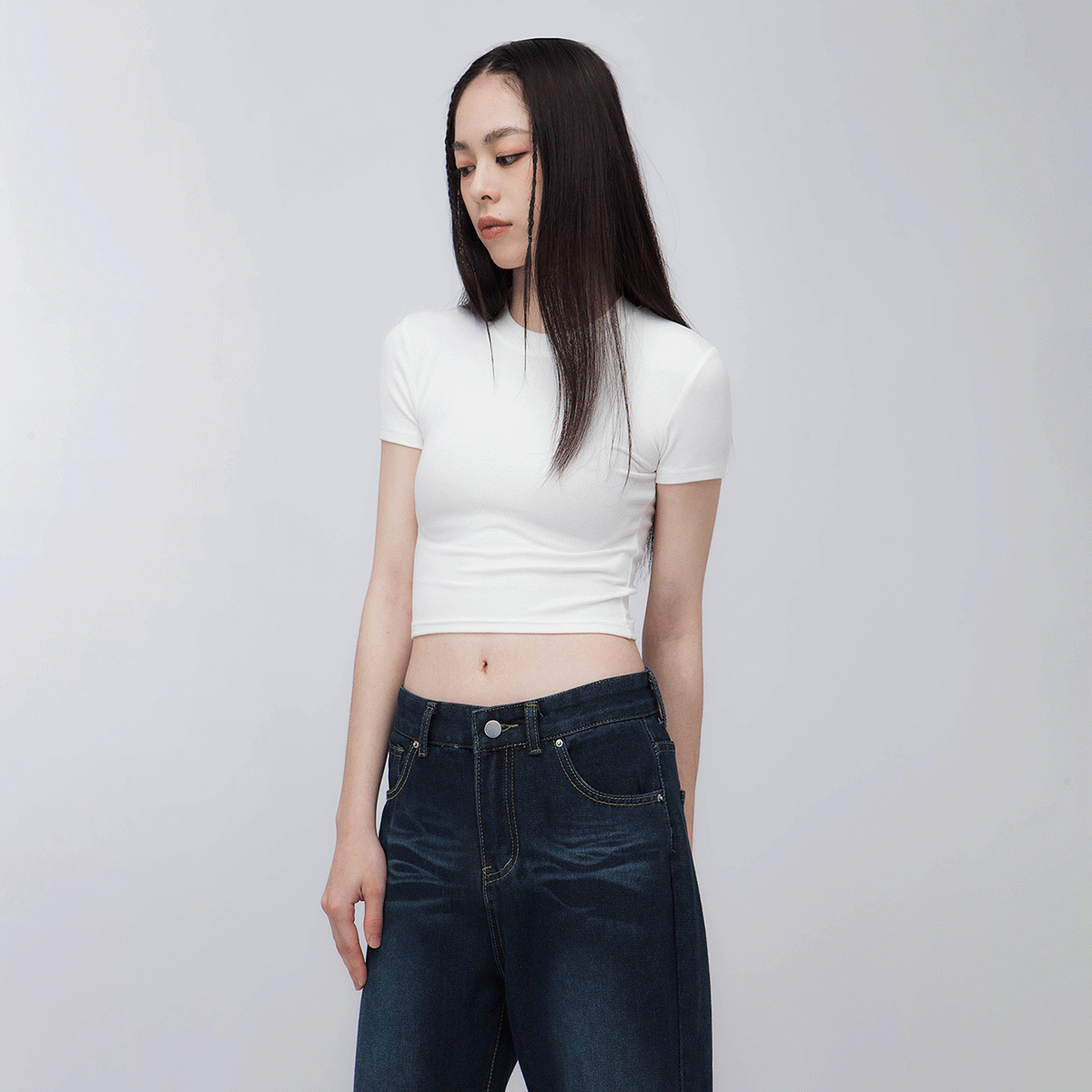 圓領羅紋短版上衣(in stock)