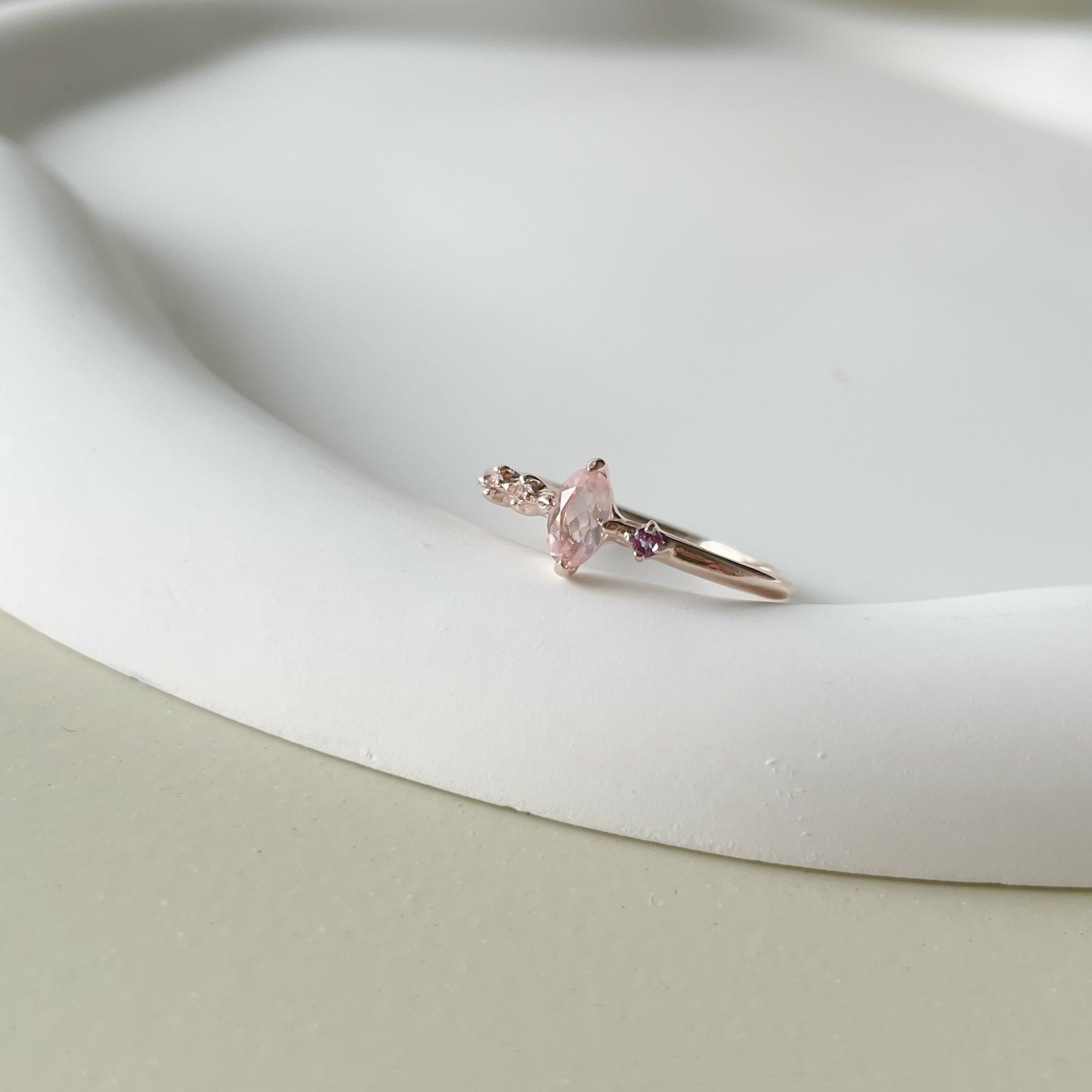 Meteor橢圓粉晶戒指