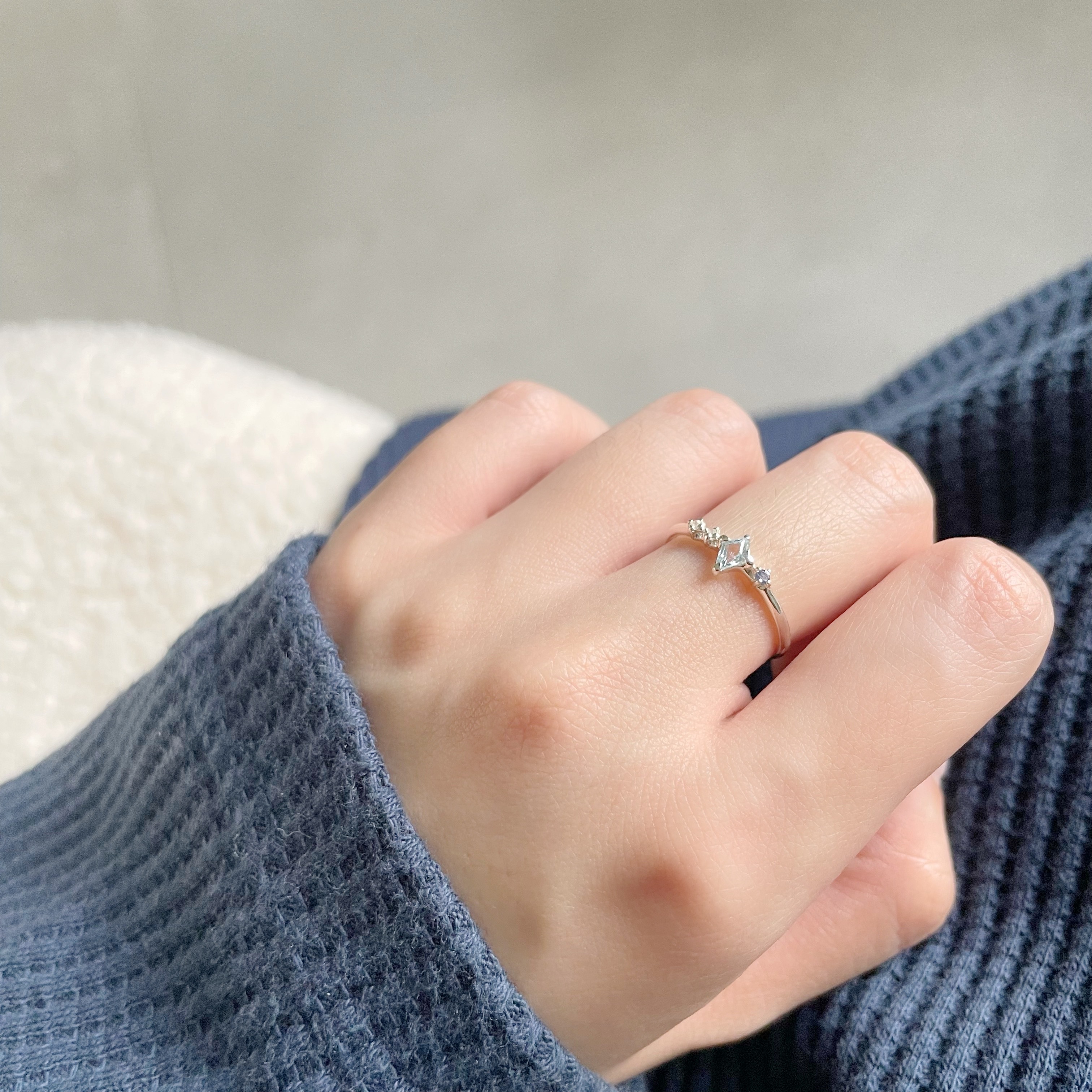 Meteor箏形托帕石戒指