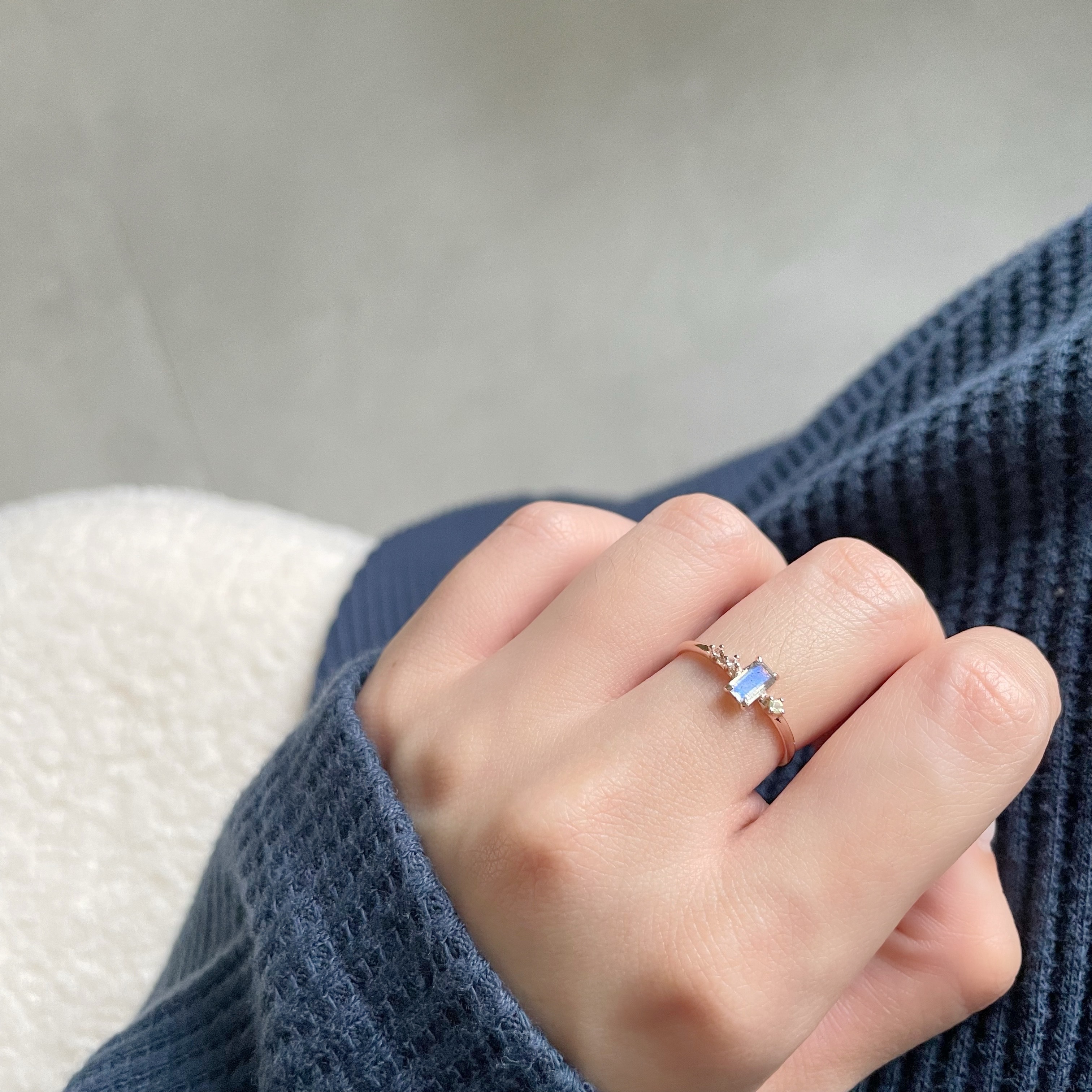 Meteor長方拉長石戒指