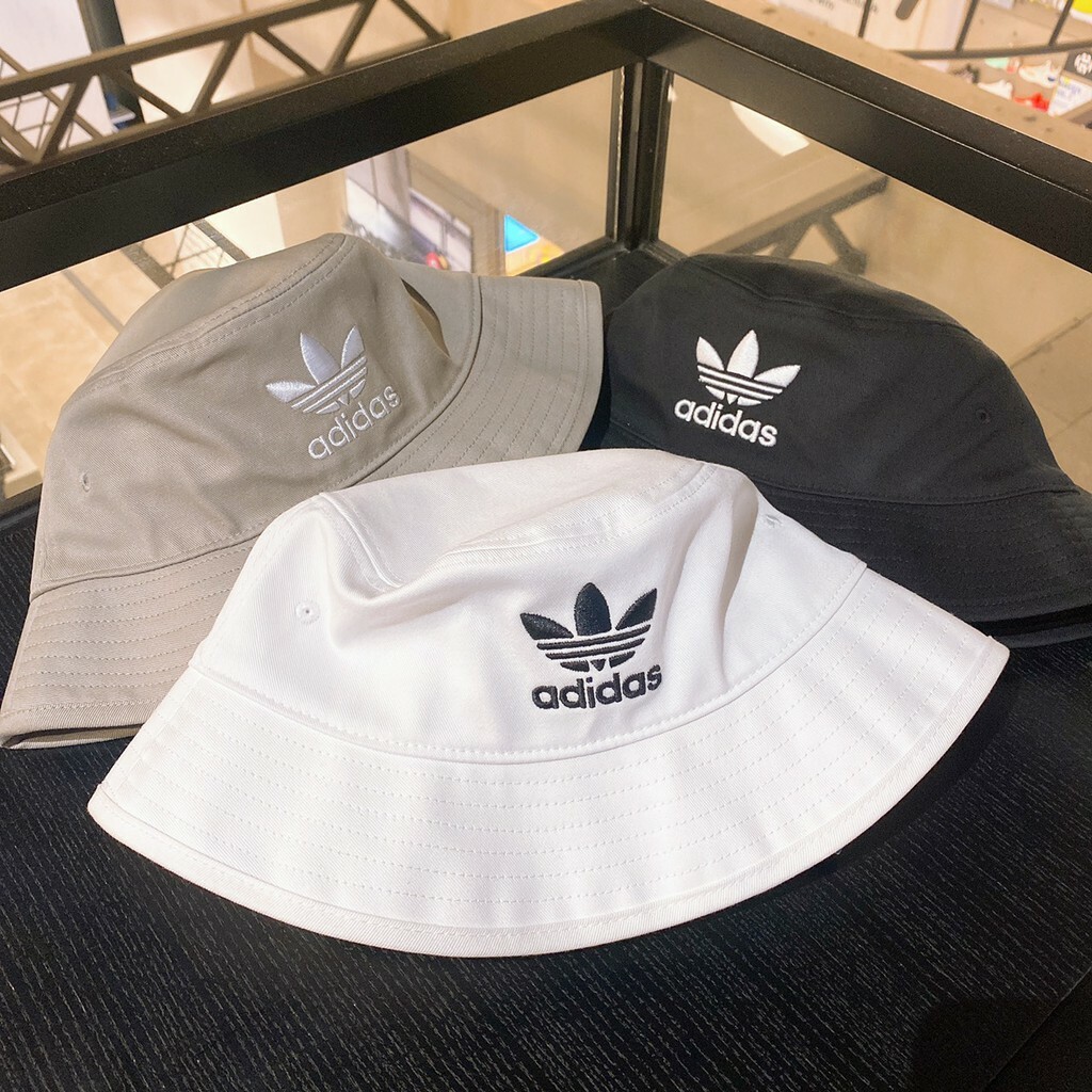 ADIDAS BUCKET HAT ( 2 COLOURS)