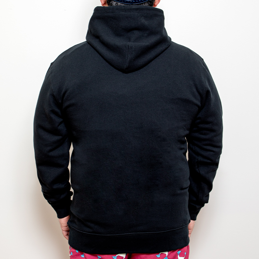 LOVE ME TENGA 休閒連帽長袖上衣 黑