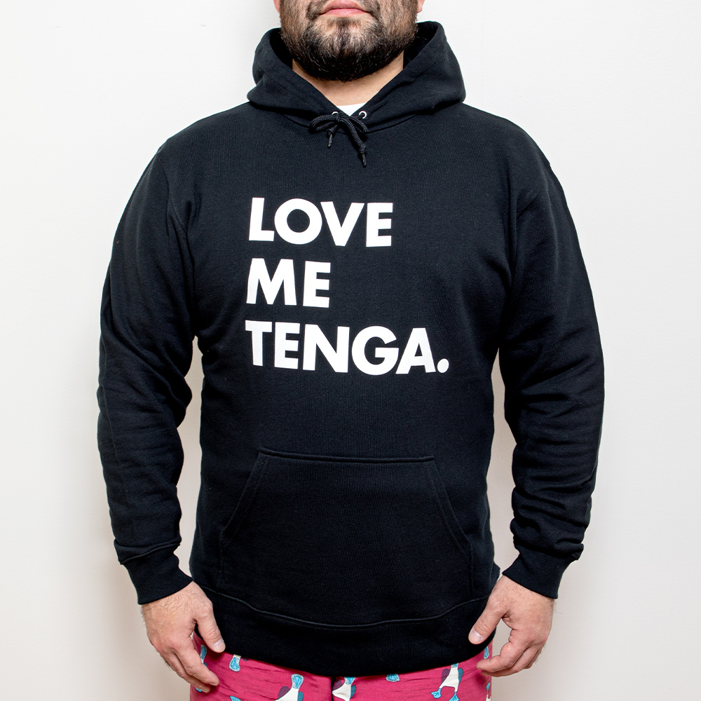 LOVE ME TENGA 休閒連帽長袖上衣 黑