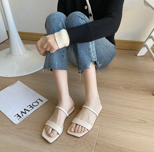 《1852》百搭方頭一字拖鞋