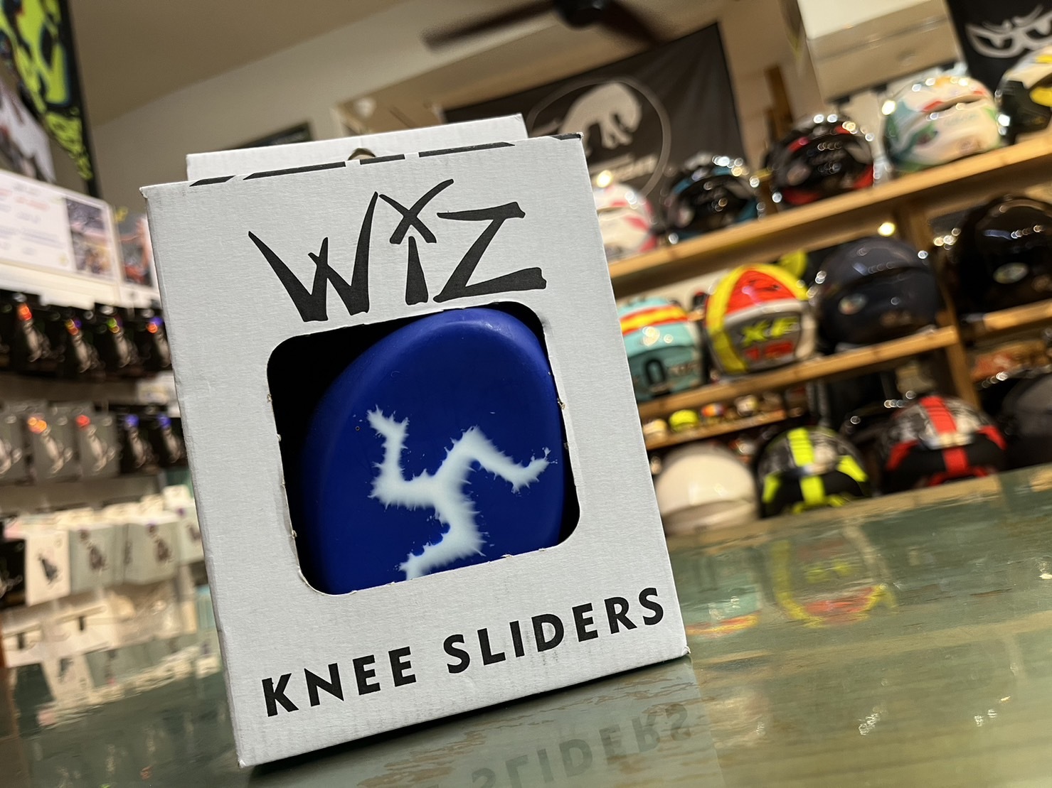 WIZ KNEE SLIDERS 滑塊 曼島 TT 藍底白