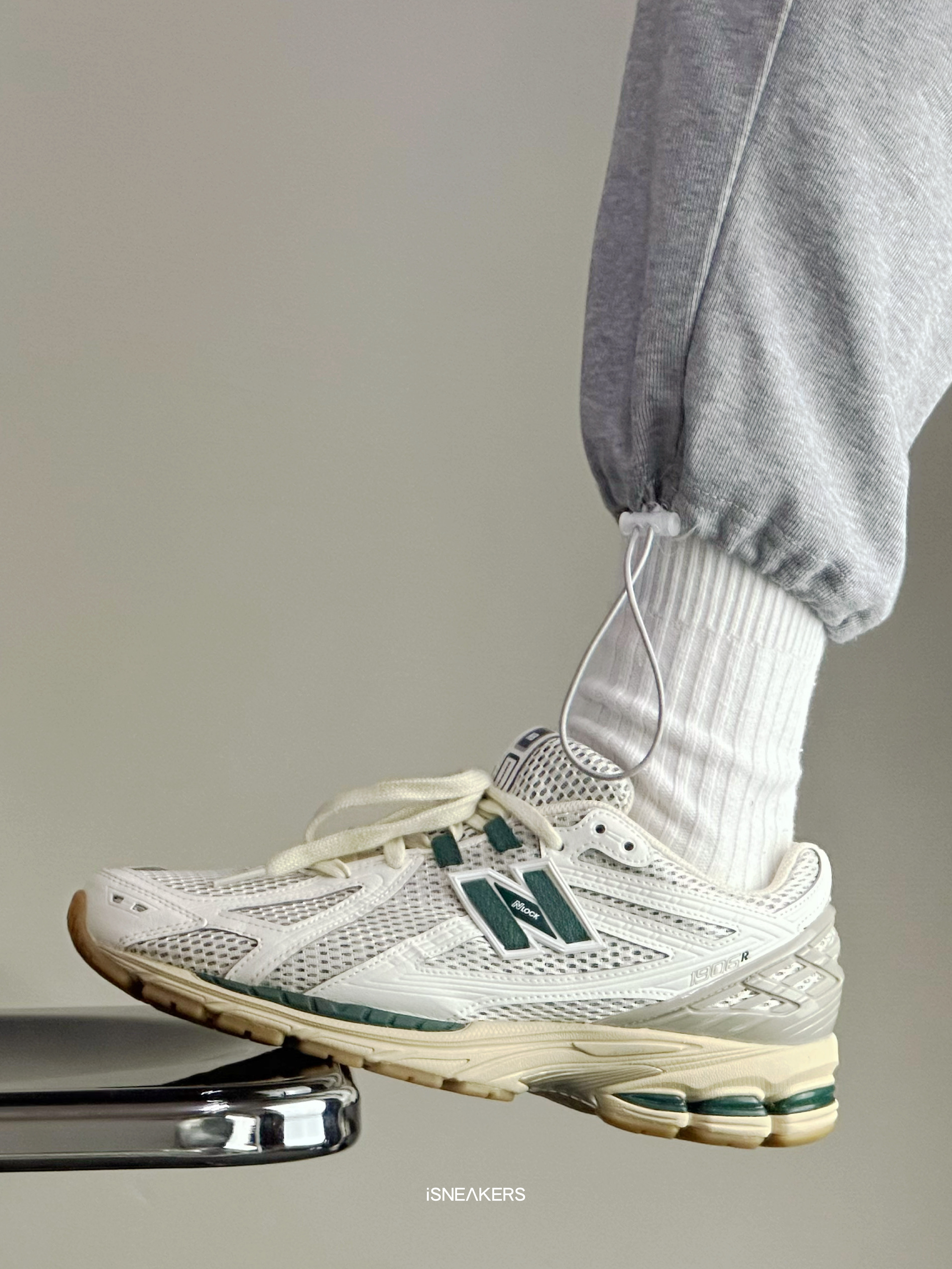 iSNEAKERS｜New Balance 1906R "Beige Green" 米灰復古綠 ML1906RQ