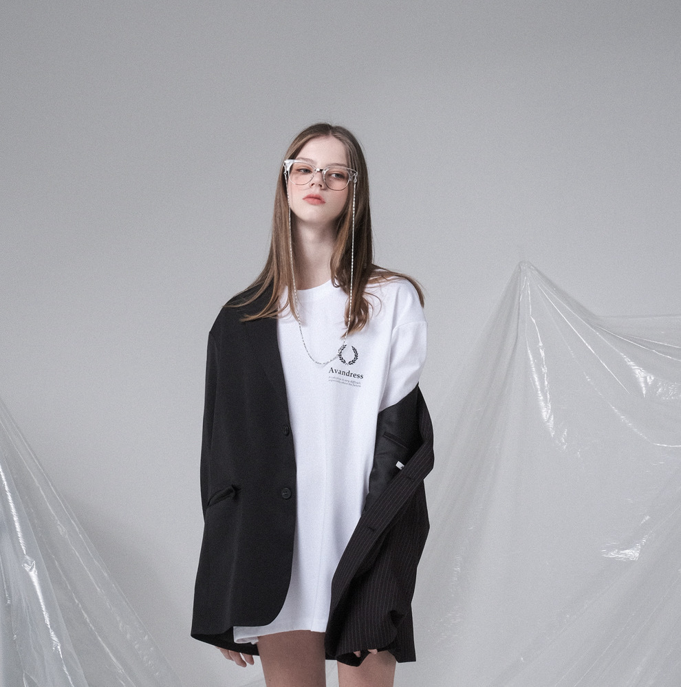 <預購> 韓國AVANDRESS 月桂樹LOGO短T