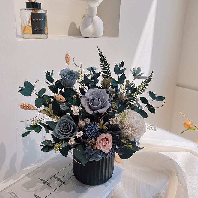 質感灰藍永生盆花