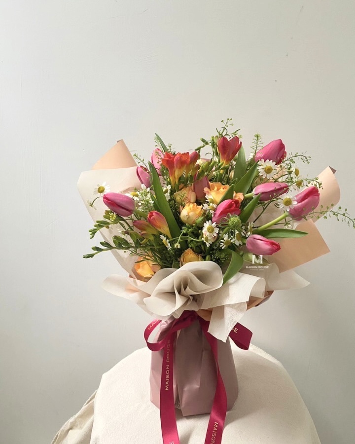 貳樓有花・繽紛春日花束款