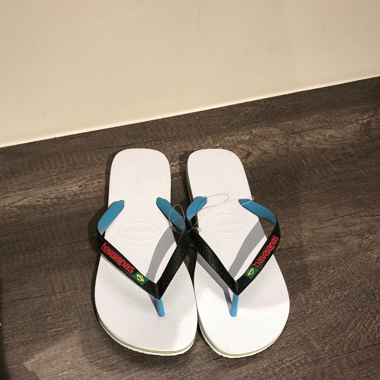 Havaianas 哈瓦仕 拖鞋 Brasil Mix 男鞋 白 黑 藍 夾腳拖 人字拖 巴西 小國旗 哈瓦仕 經典 4123206-0128