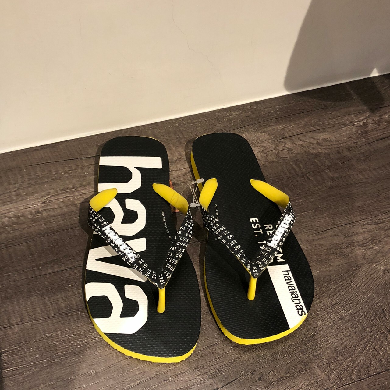 Havaianas 哈瓦仕 拖鞋 夾腳拖 大LOGO 巴西 男鞋 女鞋 黑黃 4147063-2197