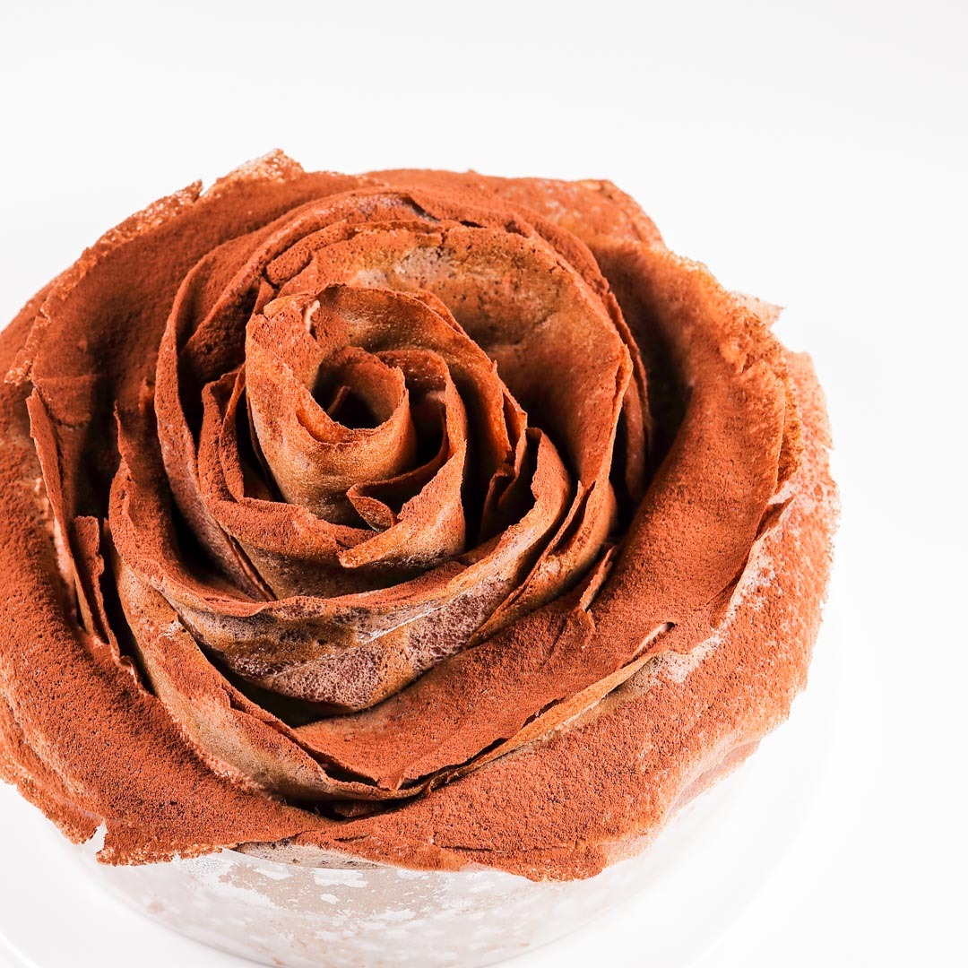 chocolat rose layer cake