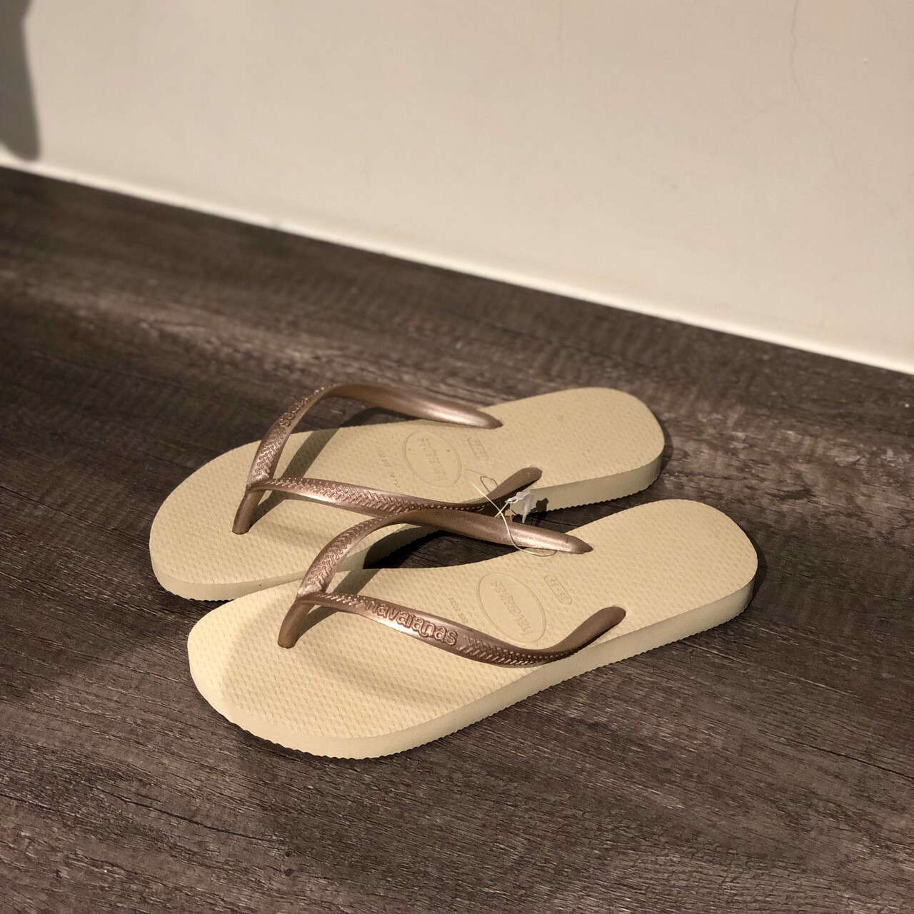 Havaianas 哈瓦仕 Slim 珠光細鞋帶 女款淺白金色 4000030-2719