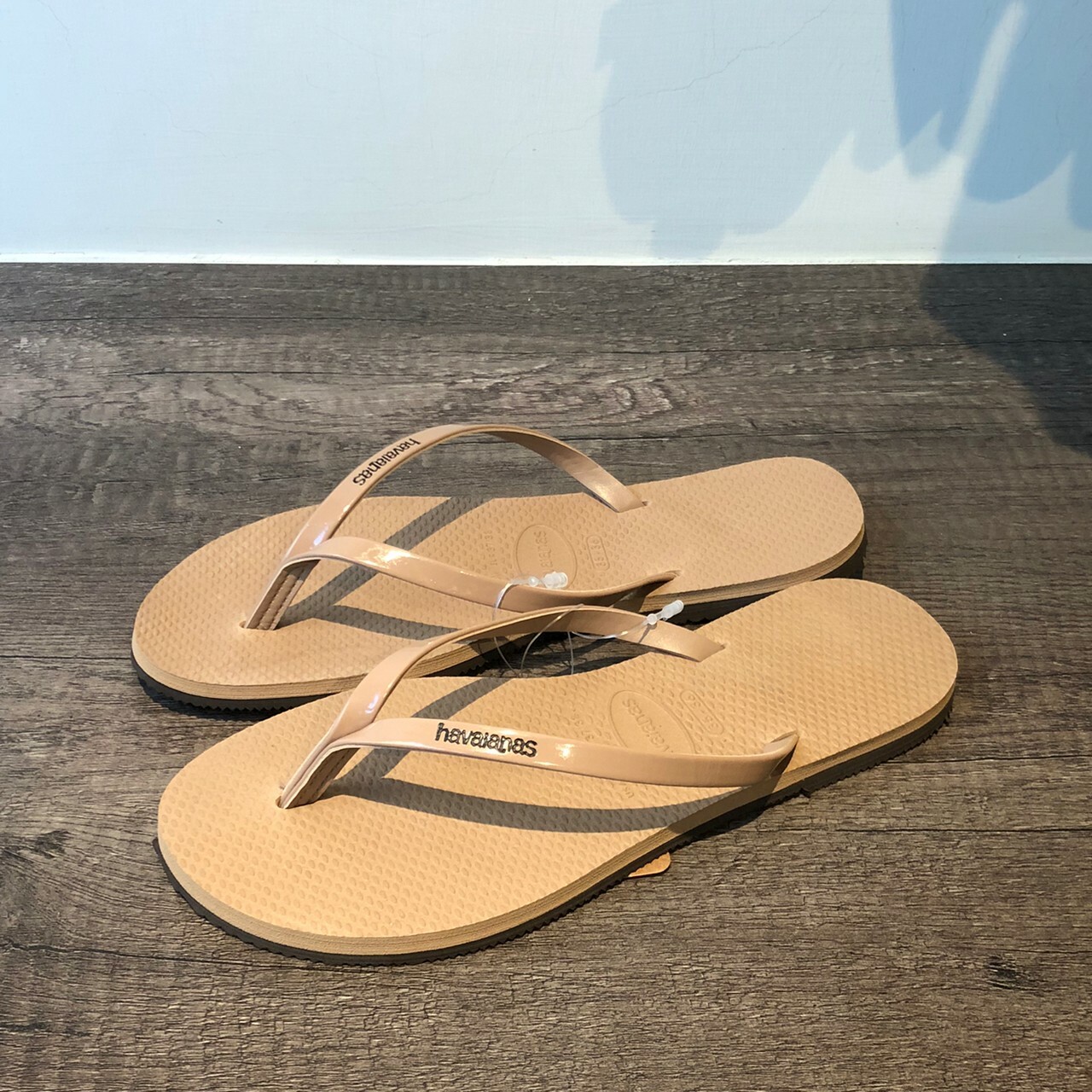 Havaianas 哈瓦仕 You Metallic 金屬皮質細帶系列 奶茶色 4135102-3581