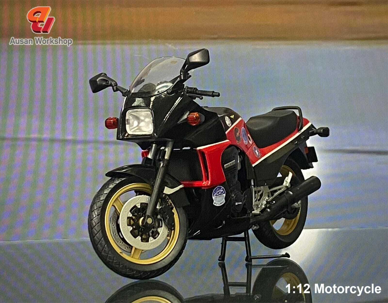 Ausan Workshop : 1/12 戰機機師電單車