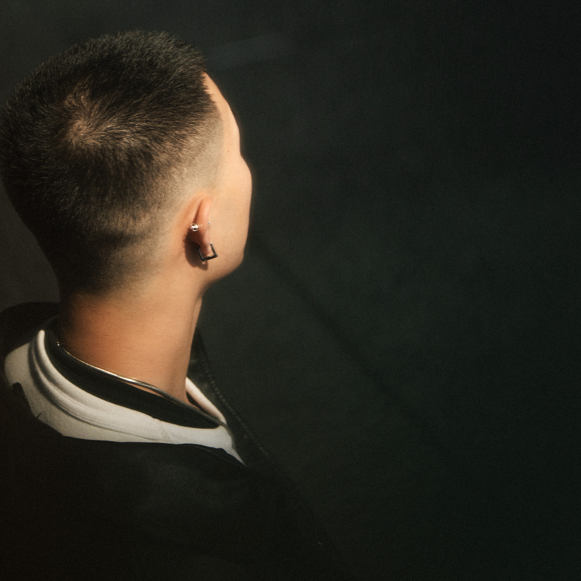 【BLUZ】925s 純銀幾何方形光面耳環