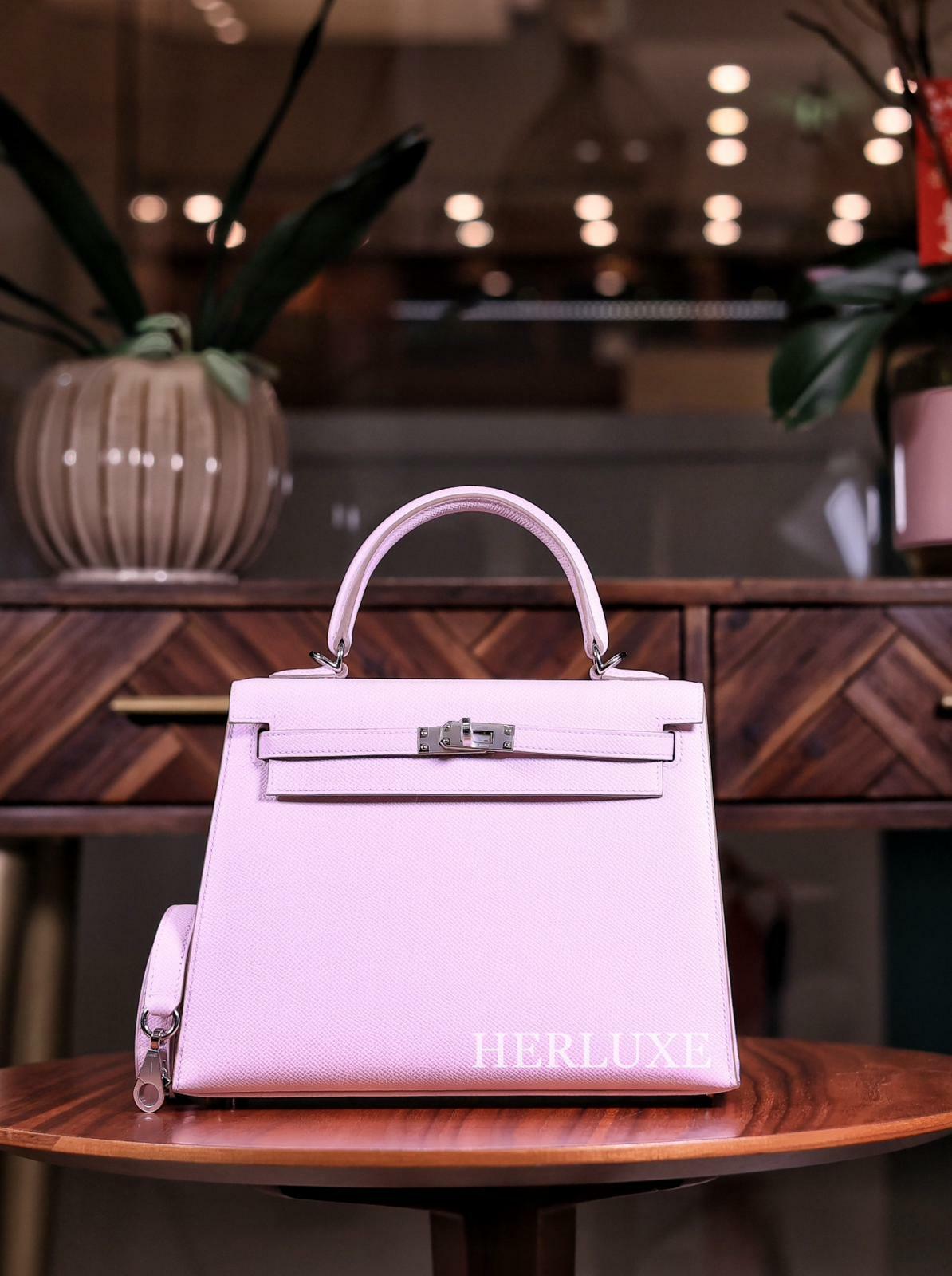 Kelly 25 09 mauve pale ck epsom W