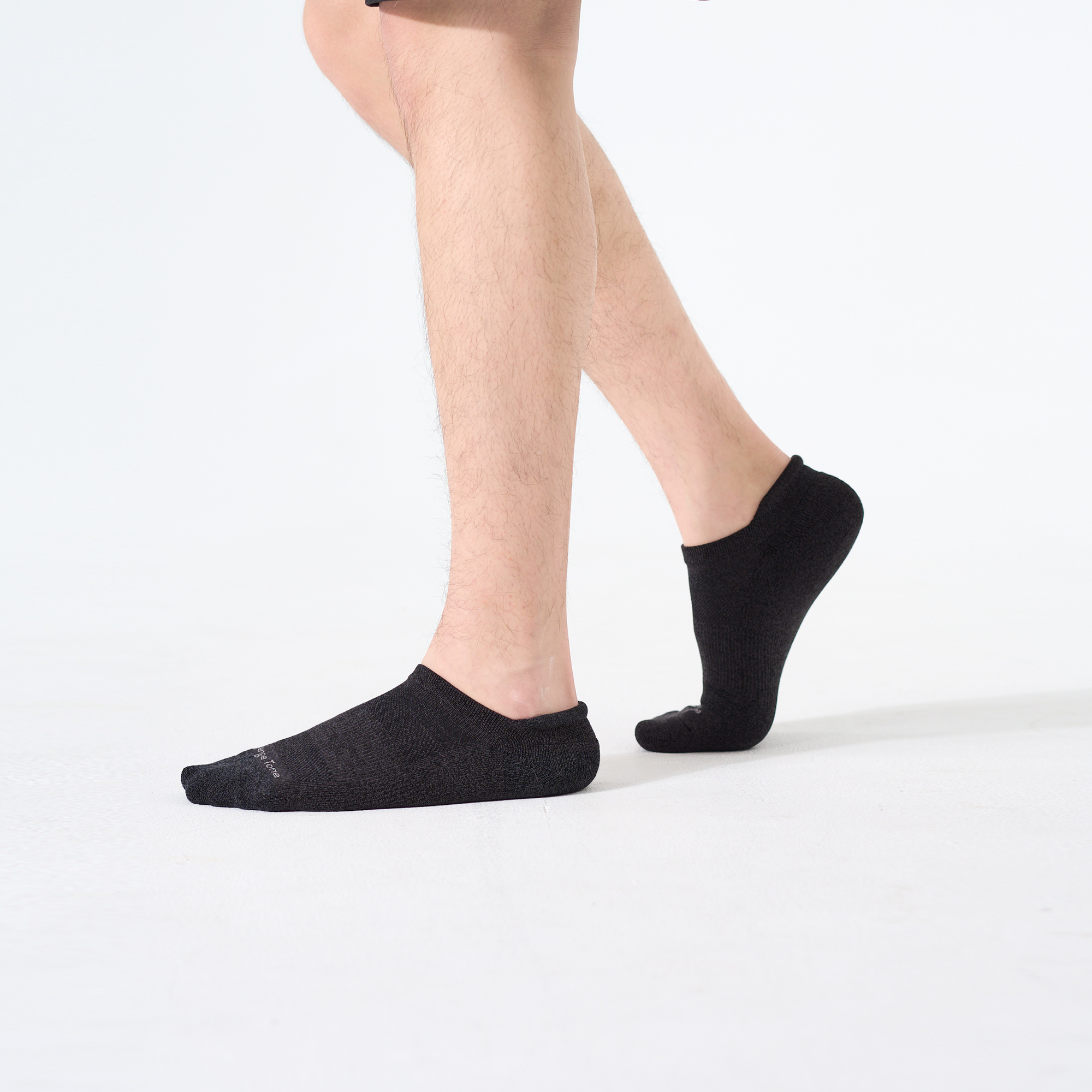 後枕透氣足弓踝襪〈深灰〡捻〉