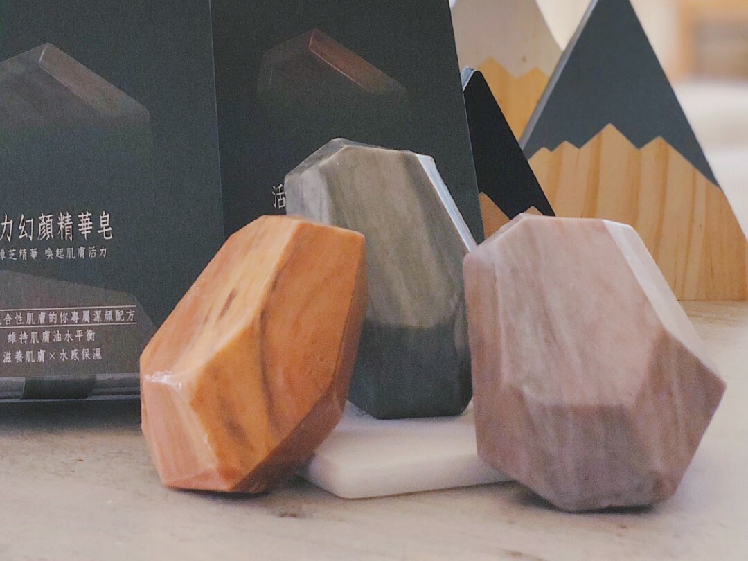 洗臉 香皂 男士洗臉推薦 男士洗臉香皂 油性肌 痘痘肌洗臉皂