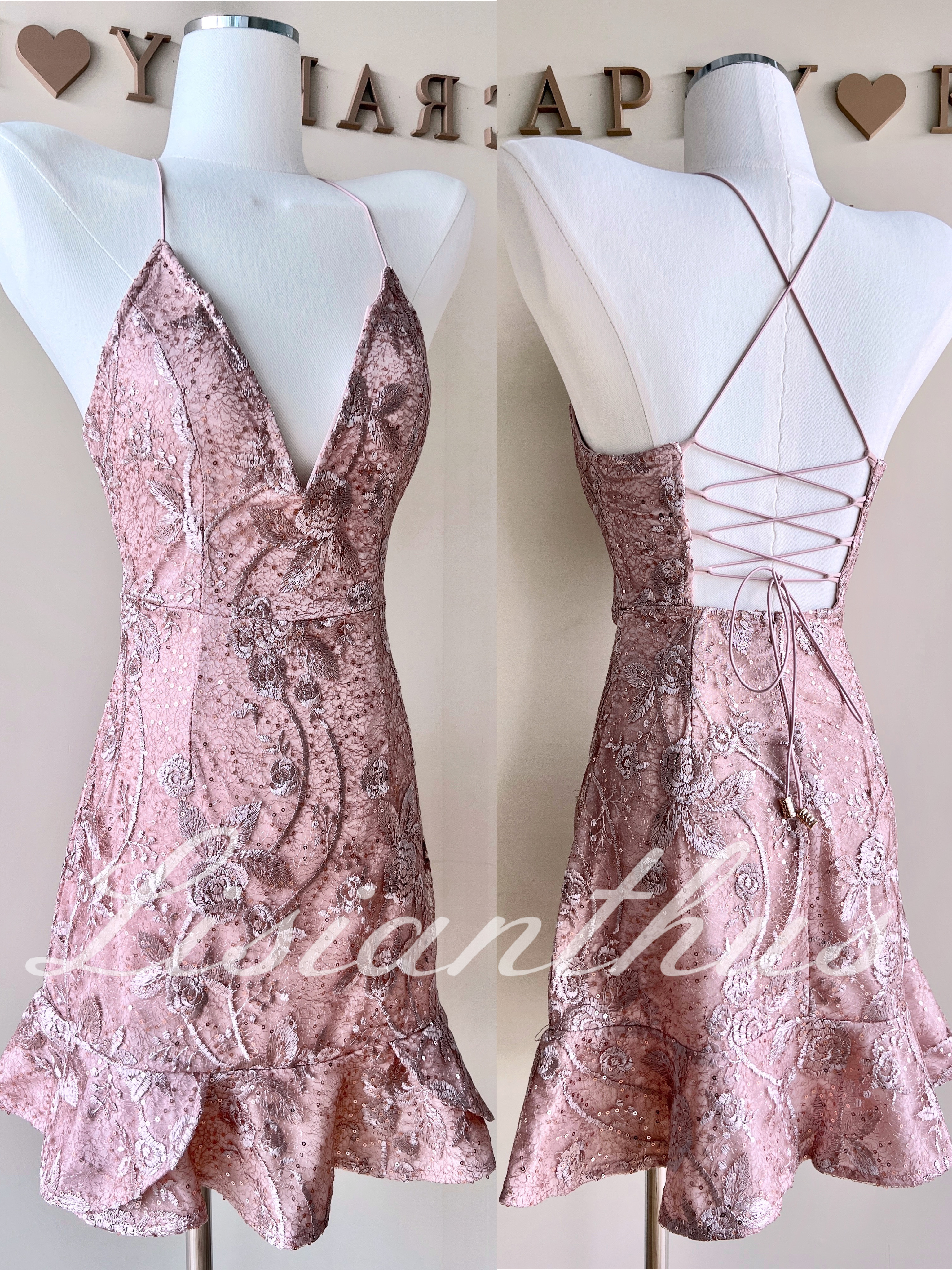 Lisianthus 洋桔梗 刺繡蕾絲魚骨短洋裝