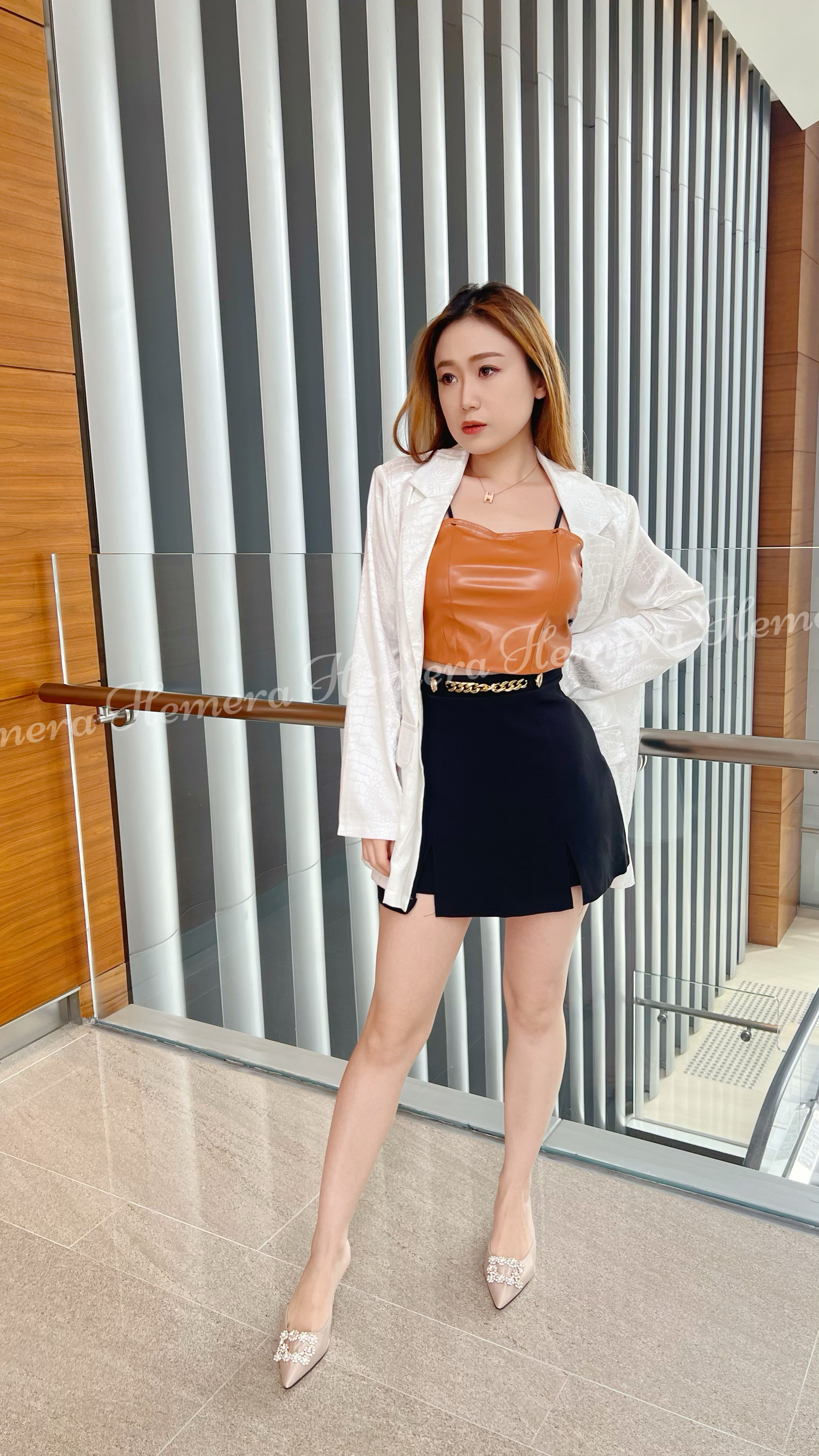 TP23W0350 仿皮吊帶後LACE背心