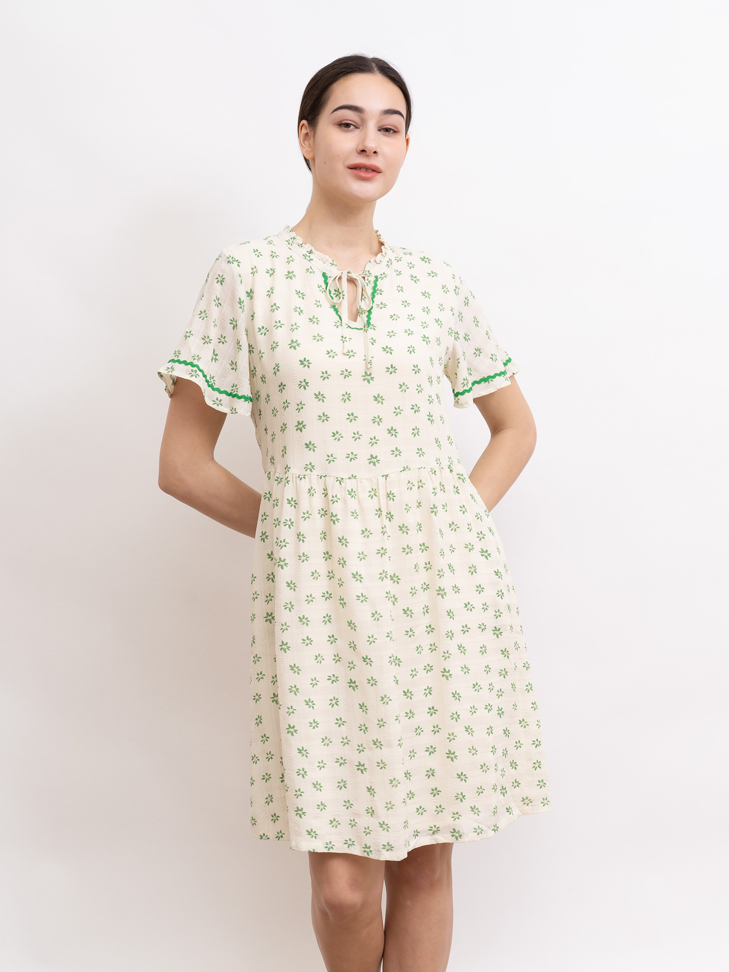 mi-tu 印花V領連身裙