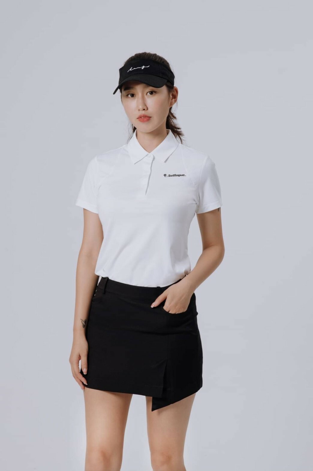 Selflogue Women's Breathable Golf Polo Shirt - White