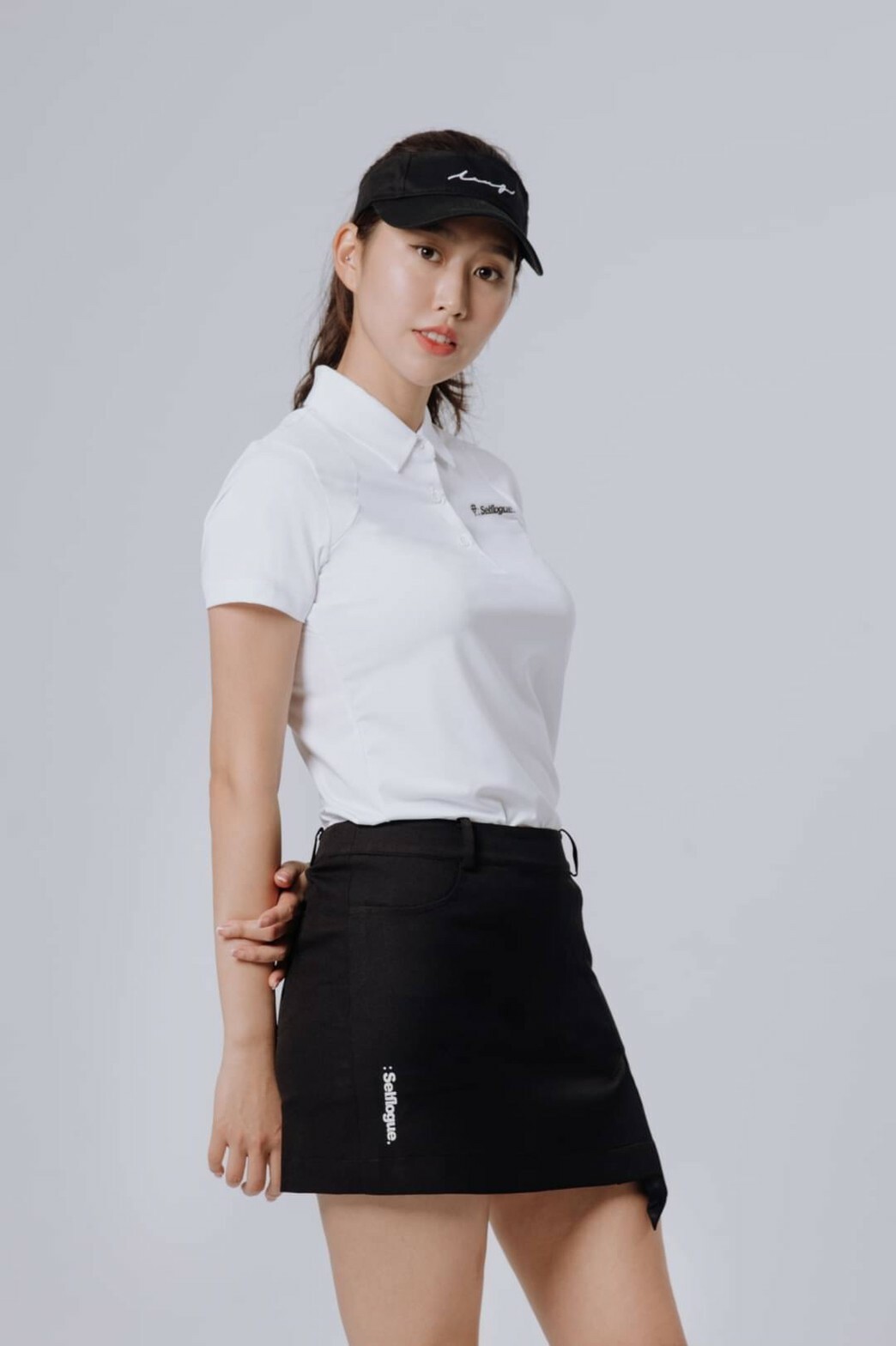 Selflogue Women's Breathable Golf Polo Shirt - White